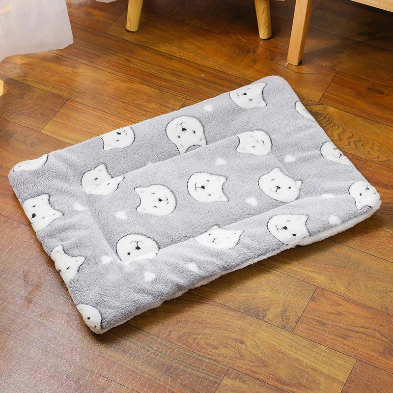 Pet Autumn Winter Warm Thick Sleeping Mat Pet Dog Sofa Mat Elastic Cat Soft Bed Mat